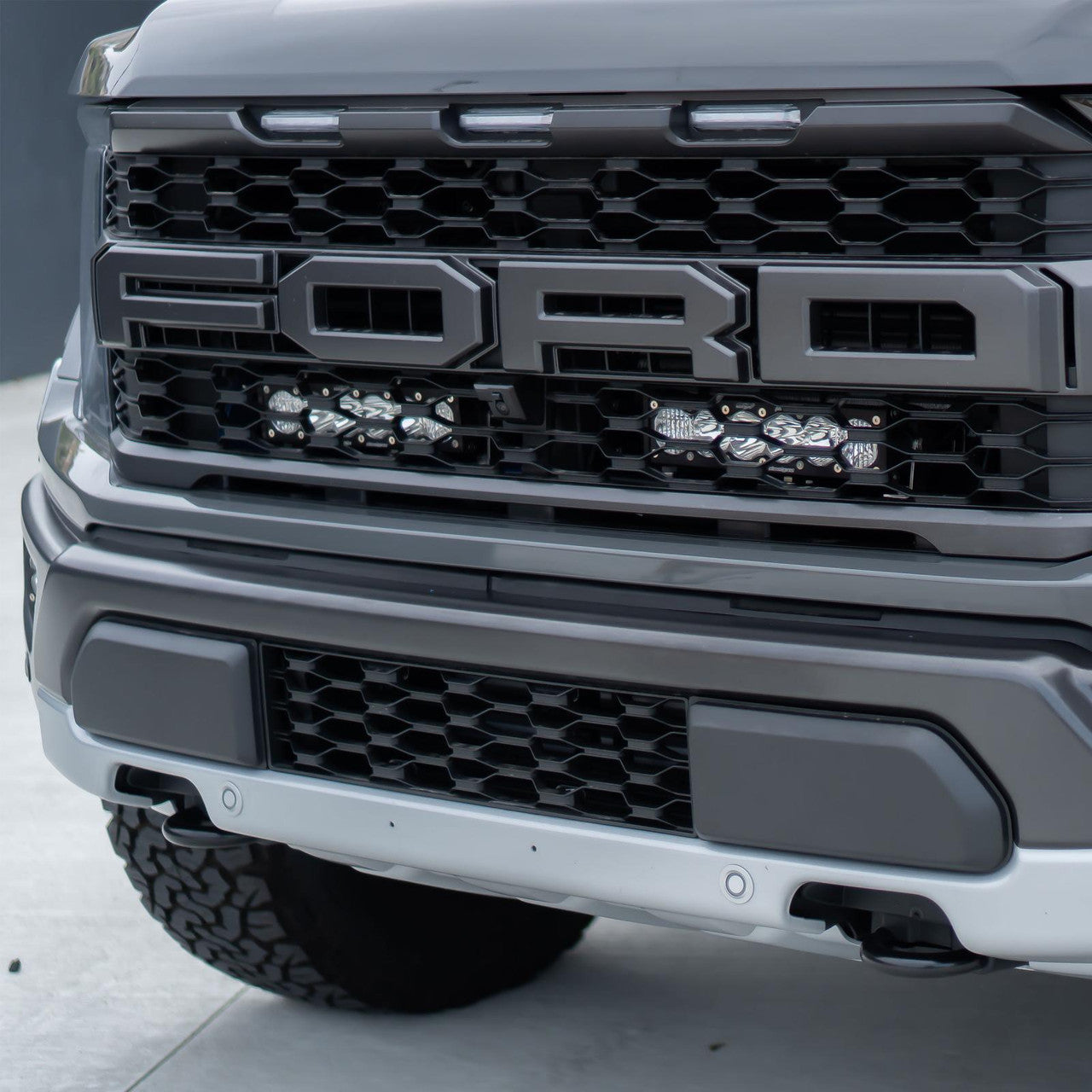 Ford OnX6+ 10 Inch Dual Behind Grille Light Bar Kit - Ford 2021-22 F-150; NOTE: Raptor