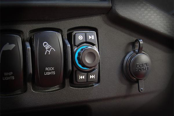 Universal Bluetooth Rocker-Switch Audio-System with 200-Watt Amplifier - OffRoad HQ